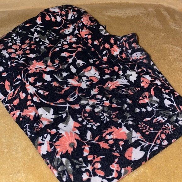 LuLaRoe leggings - Picture 4 of 7